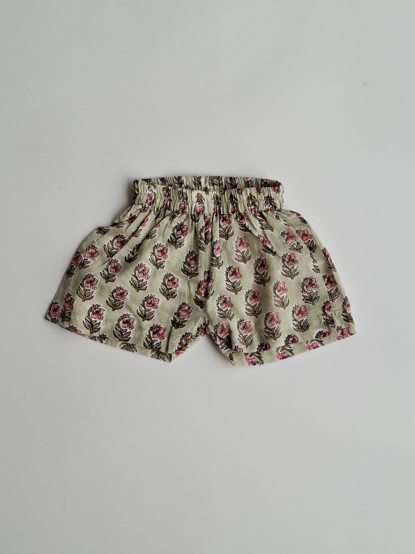 atibatti-girl-newborn-dress-set-pastel-handblock-print-bottom-view