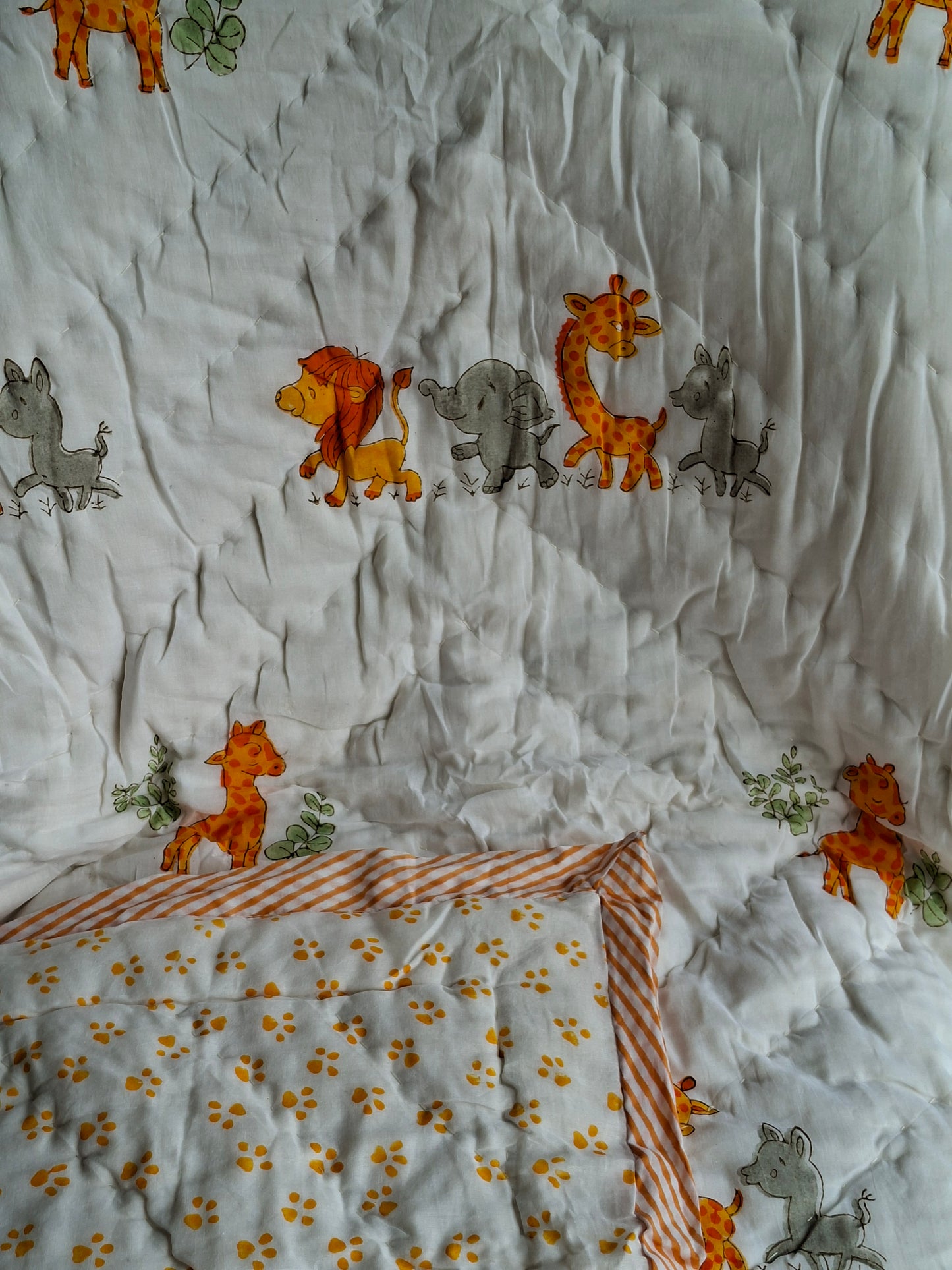 Jungle Buddies Mulmul Cotton Baby Quilt – Handcrafted & Reversible