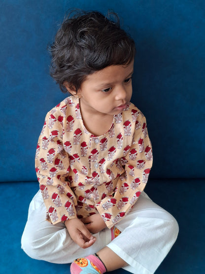 atibatti-Baby-wearing-jhabla-set