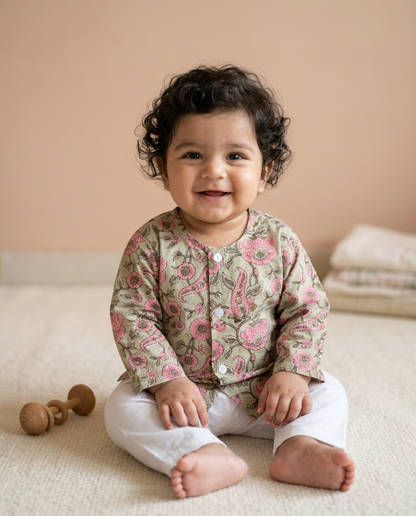 baby-sitting-in-jhabla-for-newborn-atibatti-pastel